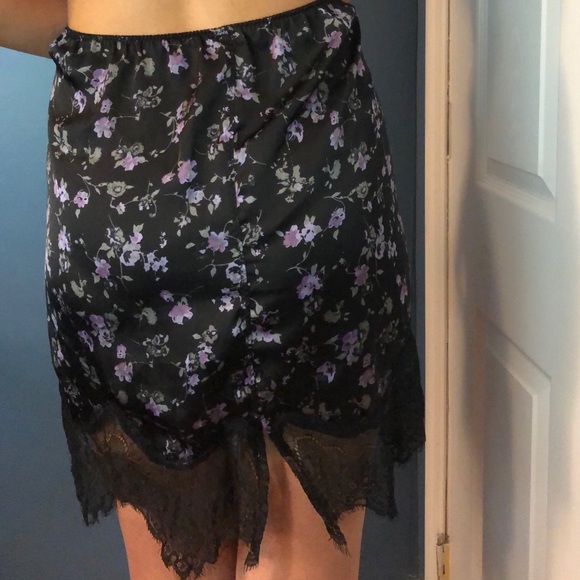 SOLD Free People Satin Skirt w. Lace Trim - Picture 3 of 4